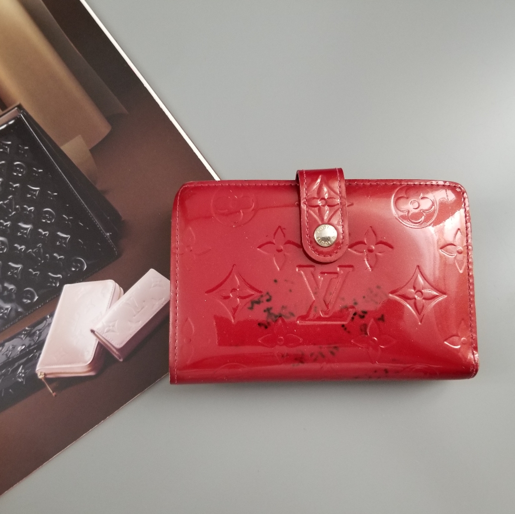 Louis Vuitton Classic Virnes French Lock Kiss Snap Porte Mono Wallet/France